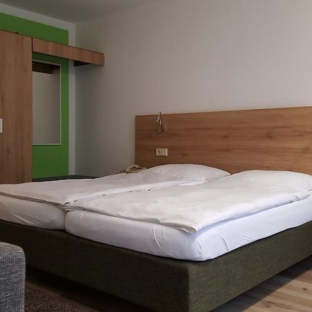 Gaestehaus Ruh - Non-Smoking Friburgo in Brisgovia Esterno foto